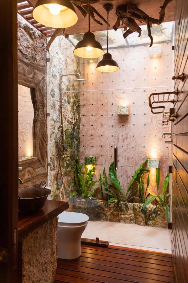 La Casa Del Encomendero Hotel Valladolid  Buitenkant foto