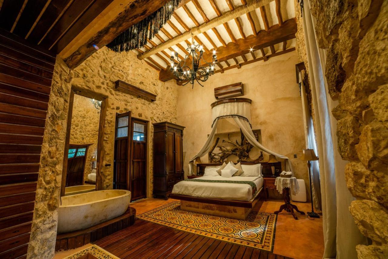 La Casa Del Encomendero Hotel Valladolid  Buitenkant foto